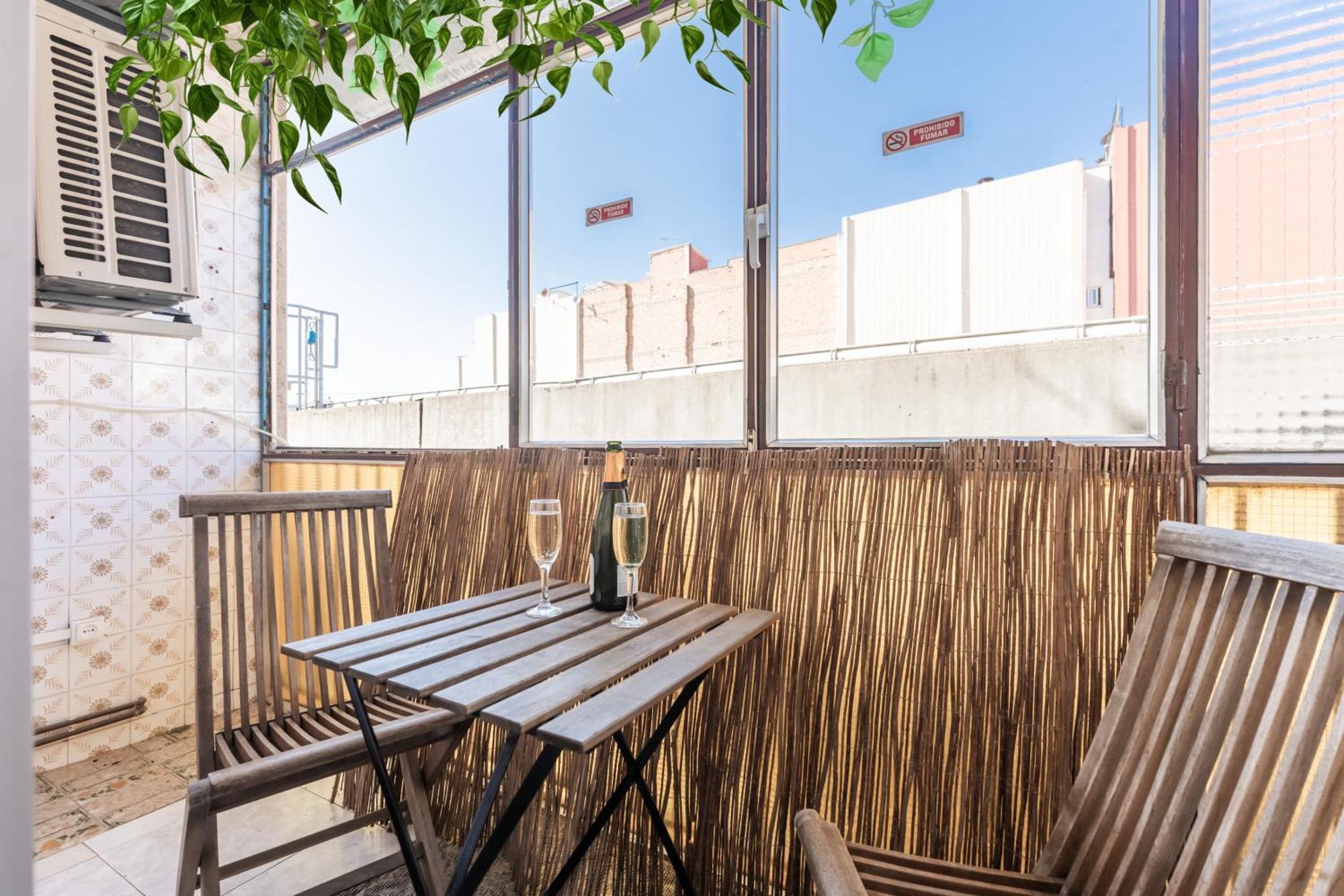Feel Welcome Barcelona 10 Cornellà de Llobregat Extérieur photo